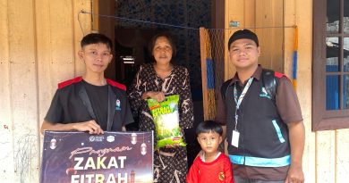 Tebar Kepedulian di Hari Kemenangan: LAZ Nurul Fikri Salurkan 66 Paket Zakat Fitrah di Palangka Raya